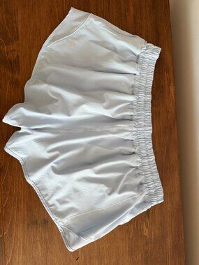 Lululemon Hotty Hot Short II *2.5" Breezy (light blue) Size 14 EUC